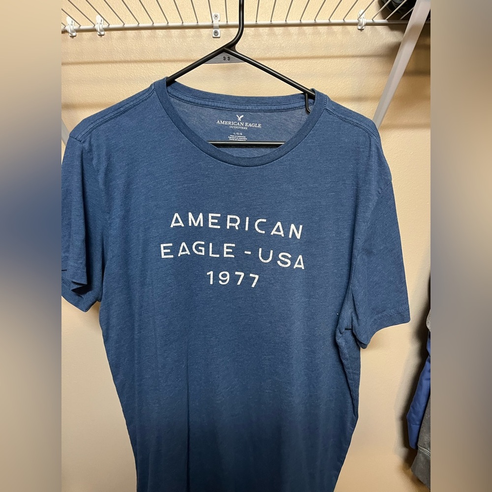 American Eagle Graphic Tee